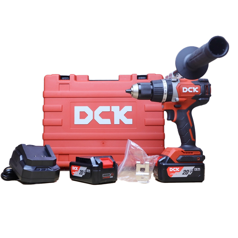 may-khoan-dong-luc-dung-pin-20v-dck-kdjz03-13-type-em-2-pin-20ah-1-sac-1721549338